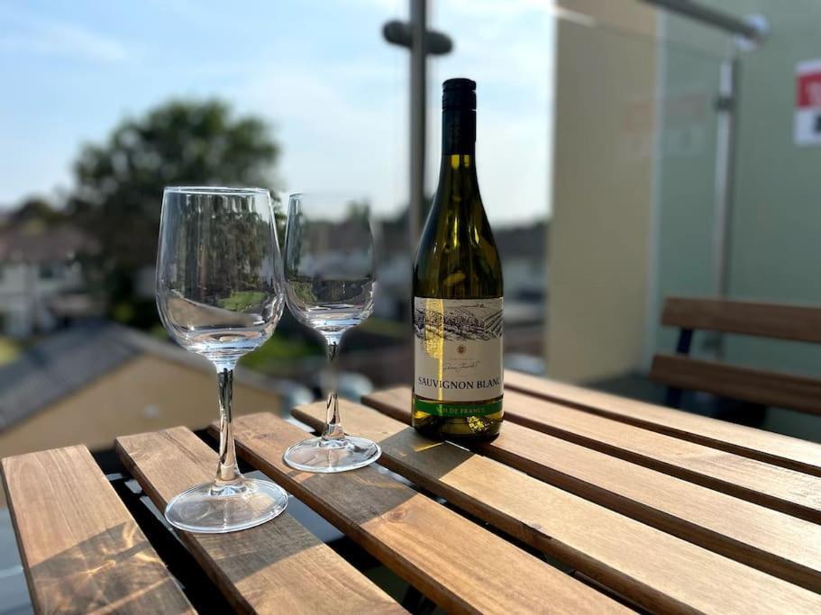 Modern 2-Bed Apartment With Balcony, Close To Oxford City Centre With Free Parking Zewnętrze zdjęcie