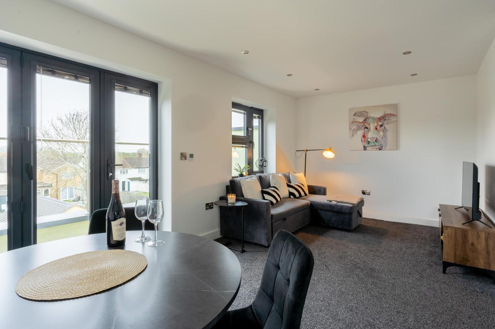Modern 2-Bed Apartment With Balcony, Close To Oxford City Centre With Free Parking Zewnętrze zdjęcie